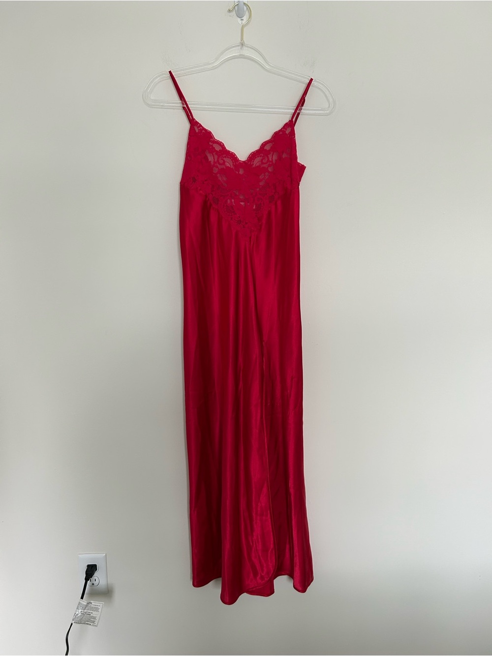 Victoria’s Secret Red Lace Trim Slip Dress Nightgown Size Small